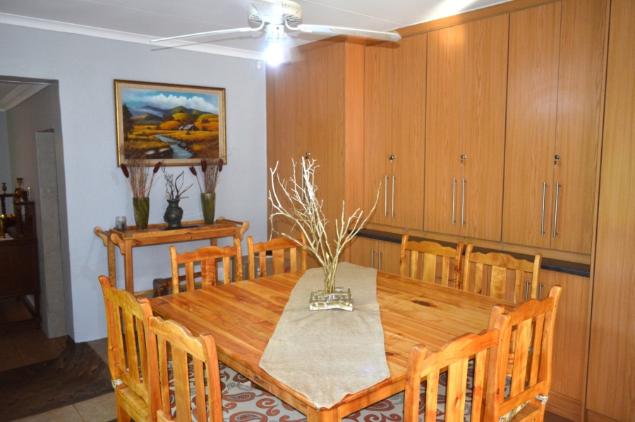 4 Bedroom Property for Sale in Doringkruin North West